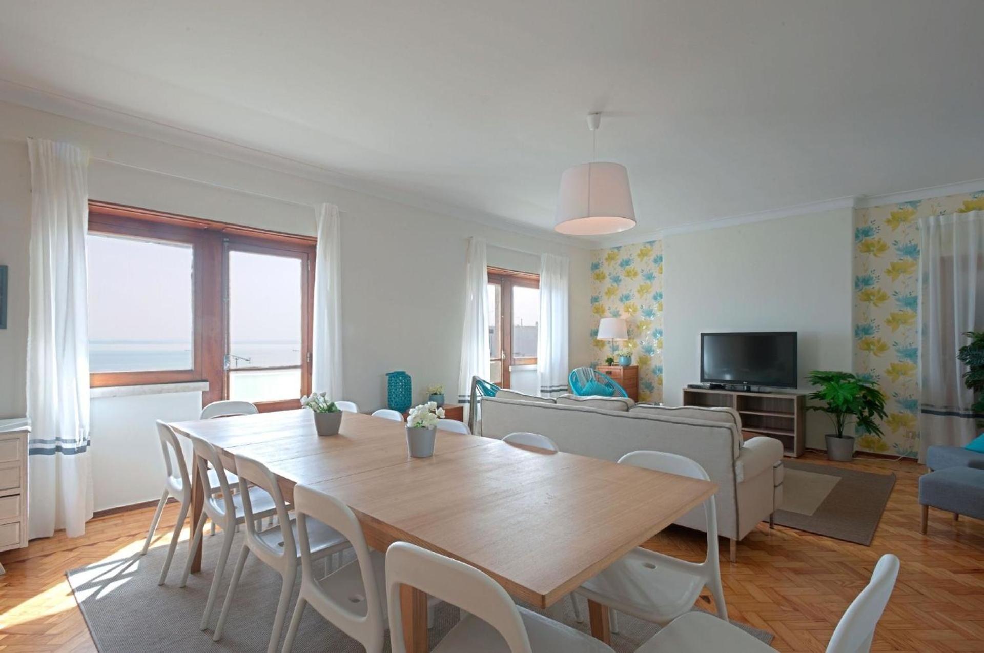 Apartamento Fuer 19 Personen Und 1 Kind In Lissabon, Regio De Costa De - B58256 Lisboa